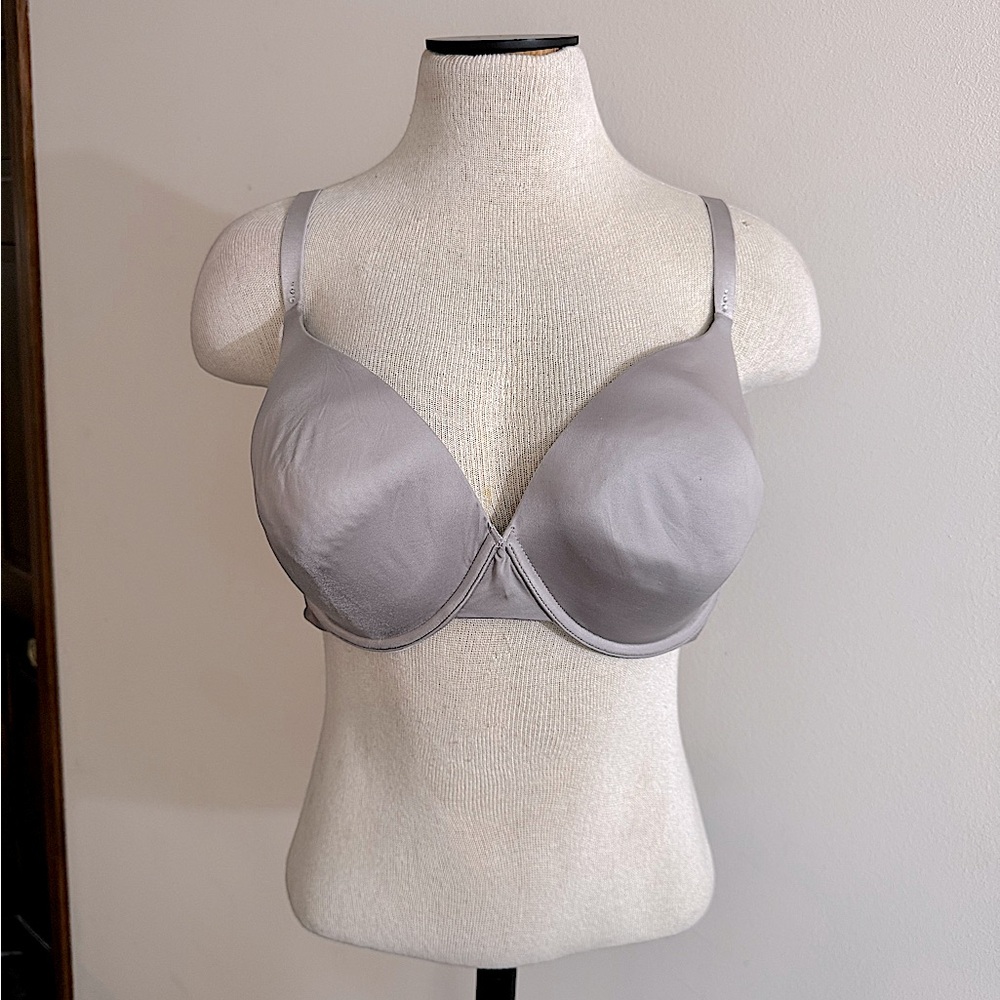 Victoria’s Secret Lavender Pastel Purple Lilac Lace Bra 38DD NWOT